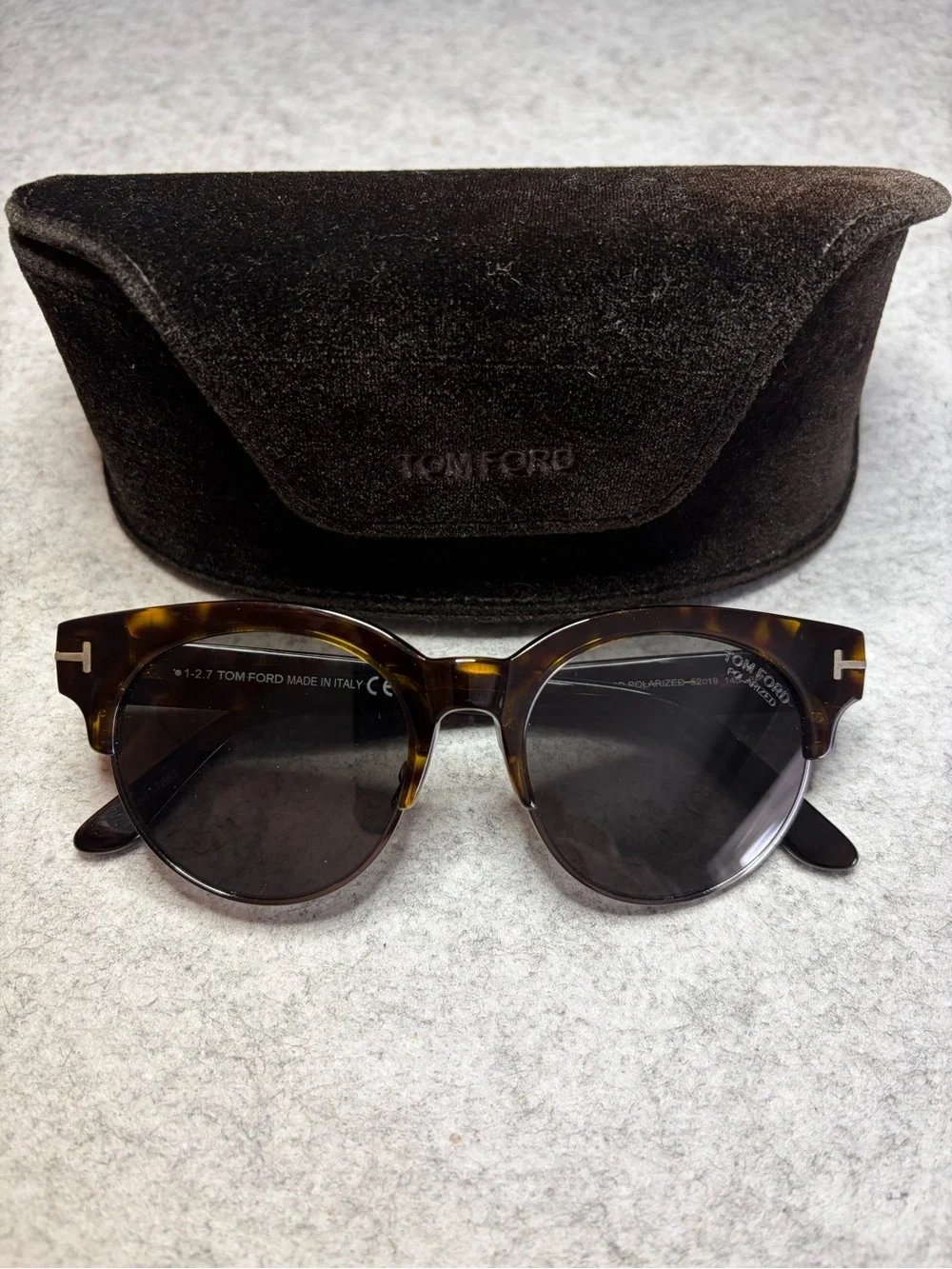 Tom Ford Women's Tortoiseshell Round Sunglasses - Black Lenses